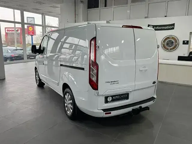 Occasion Ford Transit Custom Trend 170 ch (125 kW) 2021 Andere Berline