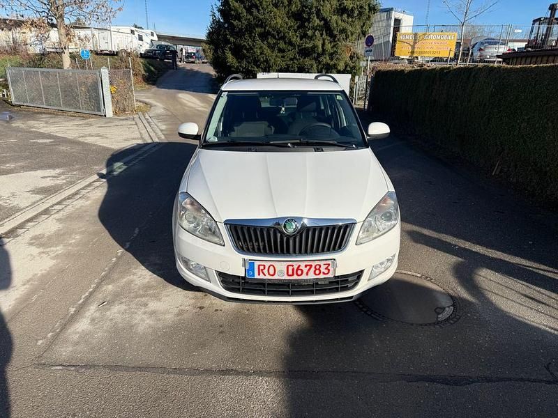 Gebraucht Skoda Fabia Ambition 86 PS (63 kW) 2013 Weiß Kombi