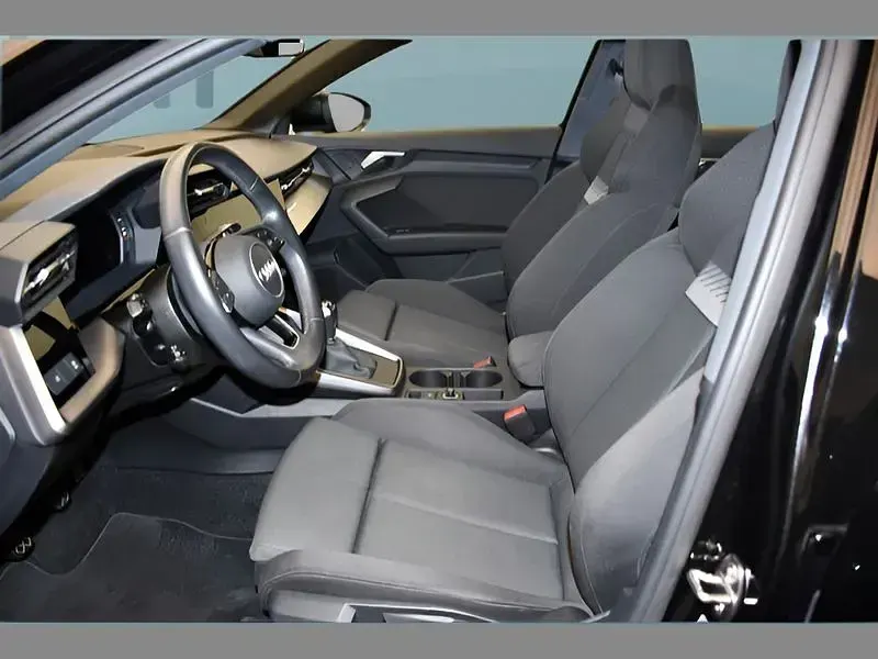 Gebraucht Audi A3 Sportback 150 PS (110 kW) 2022 Schwarz Kleinwagen
