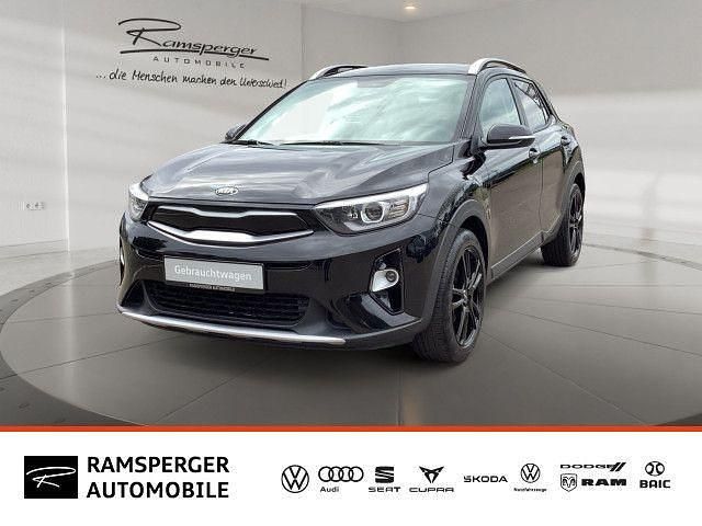 Schwarz (auroraschwarz metallic) Gebraucht 2018 Kia Stonic Vision SUV | 12.990 € (Fairer Preis) - Bild 1/4