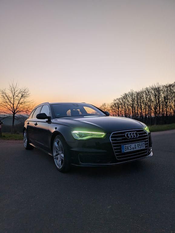 Gebraucht Audi A6 Ambiente 272 PS (200 kW) 2015 Schwarz Kombi