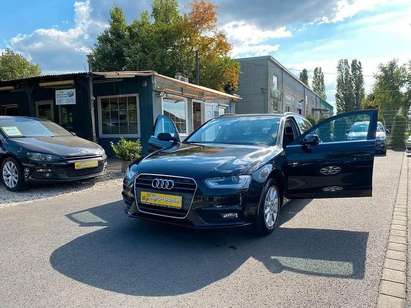 Schwarz Gebraucht 2015 Audi A4 Limousine | 7.500 € (Superpreis) - Bild 1/4