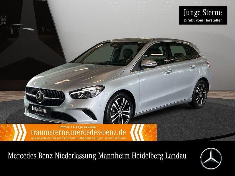 Silber Gebraucht 2024 Mercedes B180 Advanced Van / Kleinbus | 28.990 € (Guter Preis) - Bild 1/3