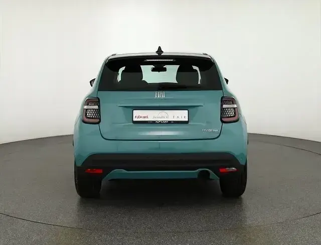Neu Fiat 600 110 PS (80 kW) 2026 Grün SUV