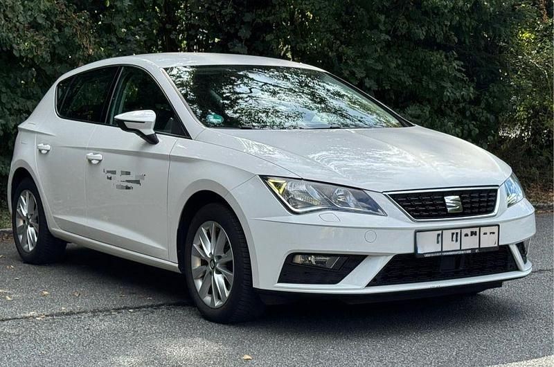 Schwarz Gebraucht 2019 Seat Leon Style Limousine | 8.400 € (Fairer Preis) - Bild 1/4