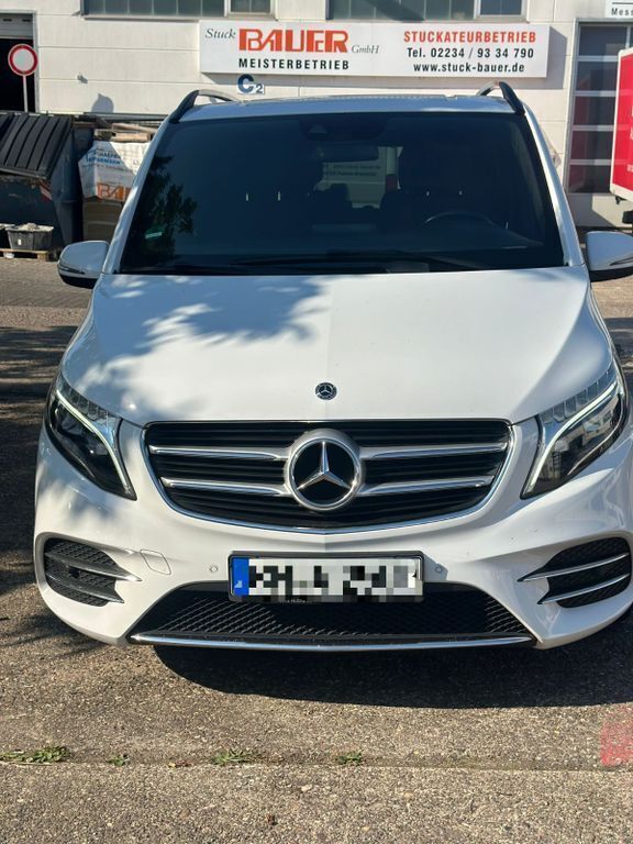 Gebraucht Mercedes V250 AMG 190 PS (139 kW) 2018 Bergkristallweiß metallic Van / Kleinbus