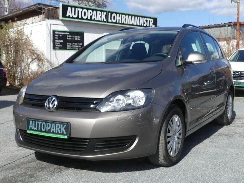 Gebraucht VW Golf VII Trendline 86 PS (63 kW) 2012 Braun Limousine