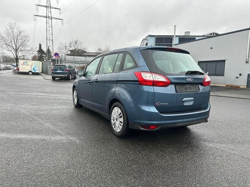 Gebraucht Ford Grand C-Max Trend 101 PS (74 kW) 2019 Blau Van / Kleinbus