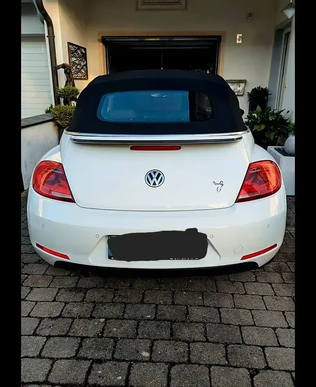Gebraucht VW Beetle Allstar 105 PS (77 kW) 2016 Weiß Kleinwagen