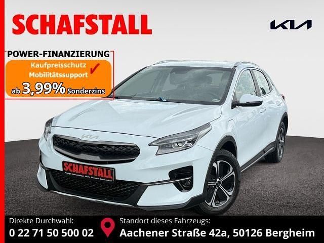 Weiss ((wd) cararraweiss) Gebraucht 2022 Kia XCeed Vision SUV | 17.879 € (Guter Preis) - Bild 1/3