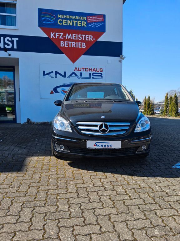 Schwarz Gebraucht 2006 Mercedes B170 Van / Kleinbus | 7.350 € (Teuer) - Bild 1/4