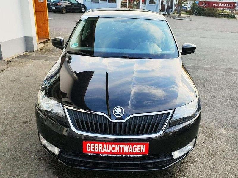 Second-hand Skoda Rapid 122 CP (89 kW) 2015 Negru Hatchback