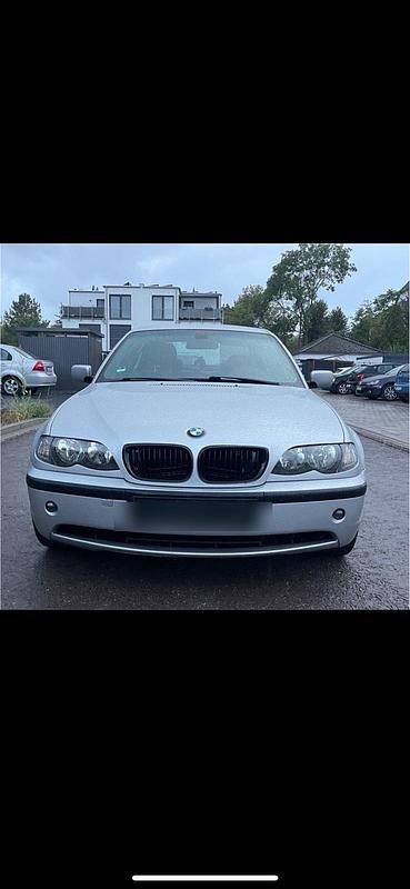 Second-hand BMW 316 116 CP (85 kW) 2002 Argintiu Berlinǎ