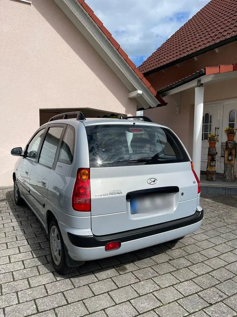 Gebraucht Hyundai Matrix Classic 103 PS (75 kW) 2008 Grau Van / Kleinbus