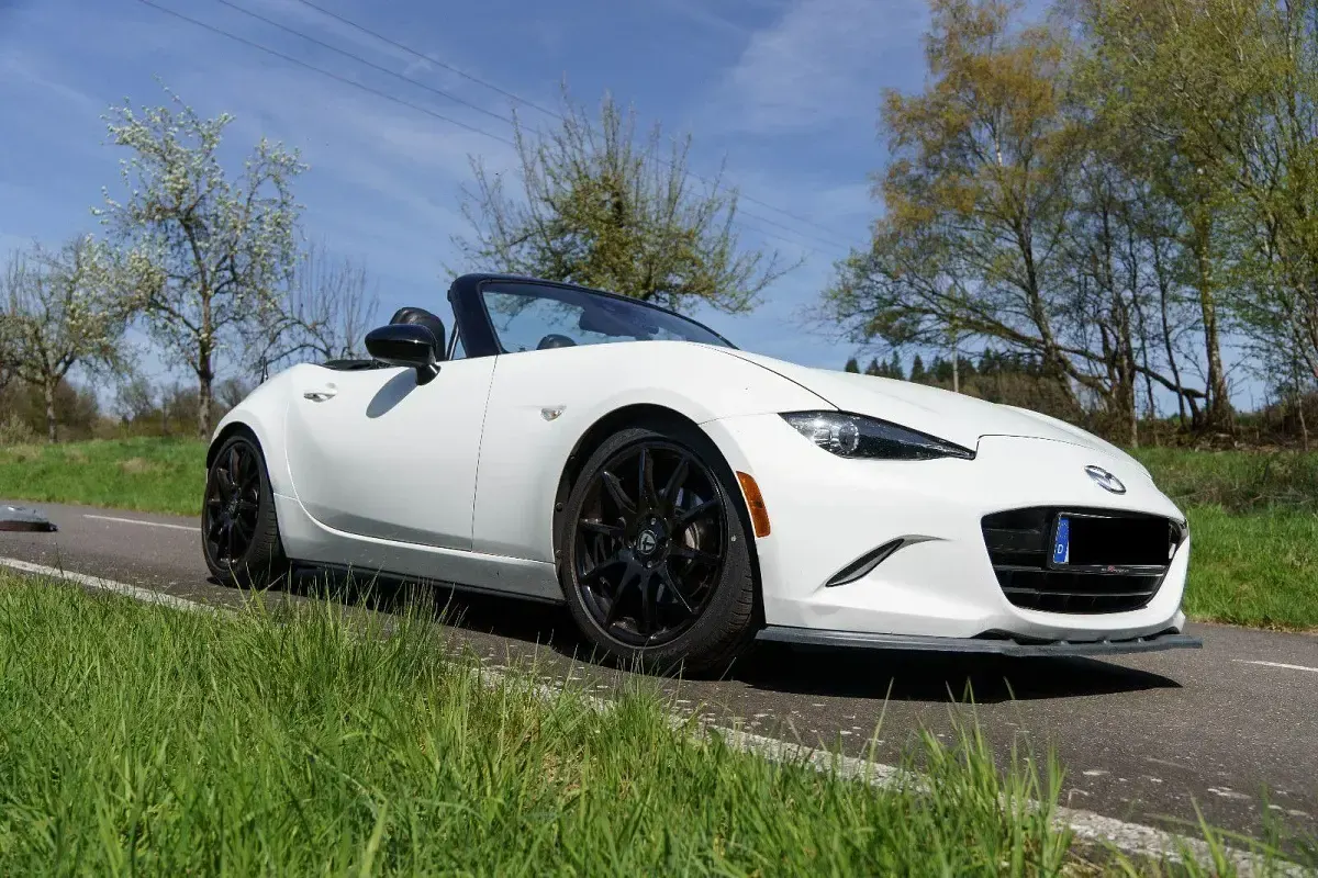 Używany Mazda MX5 160 KM (117 kW) 2016 Biały Kabriolet