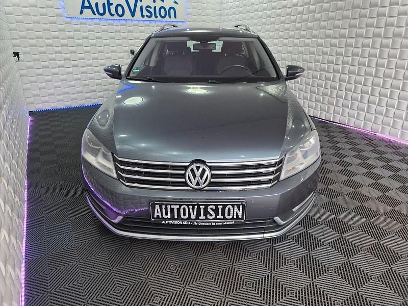 Gebraucht VW Passat Comfortline 140 PS (102 kW) 2012 Grau Kombi