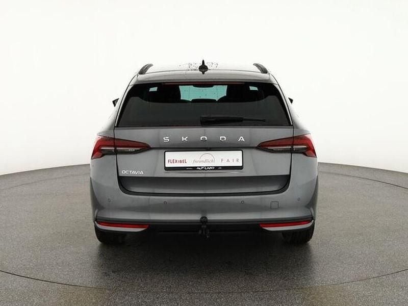 Neu Skoda Octavia 150 PS (110 kW) 2025 Blau Kombi