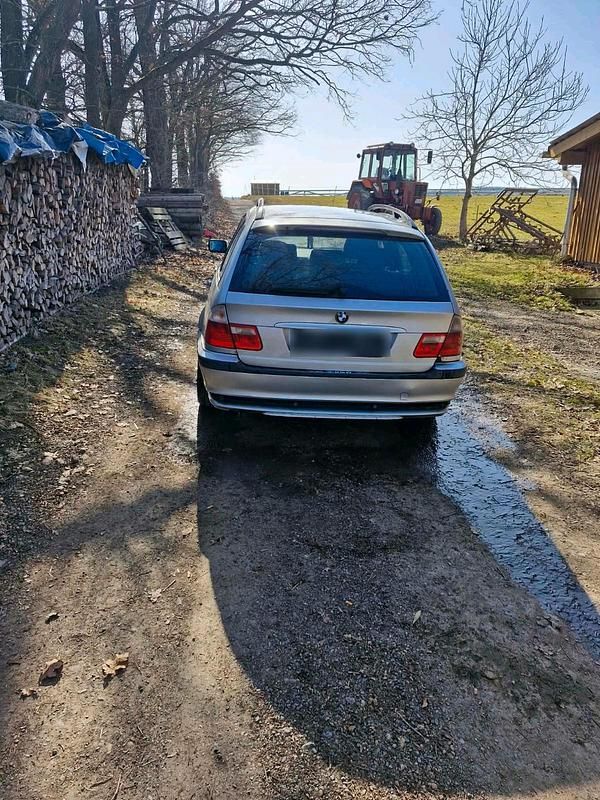 Gebraucht BMW 1500 116 PS (85 kW) 2005 Silber Kombi