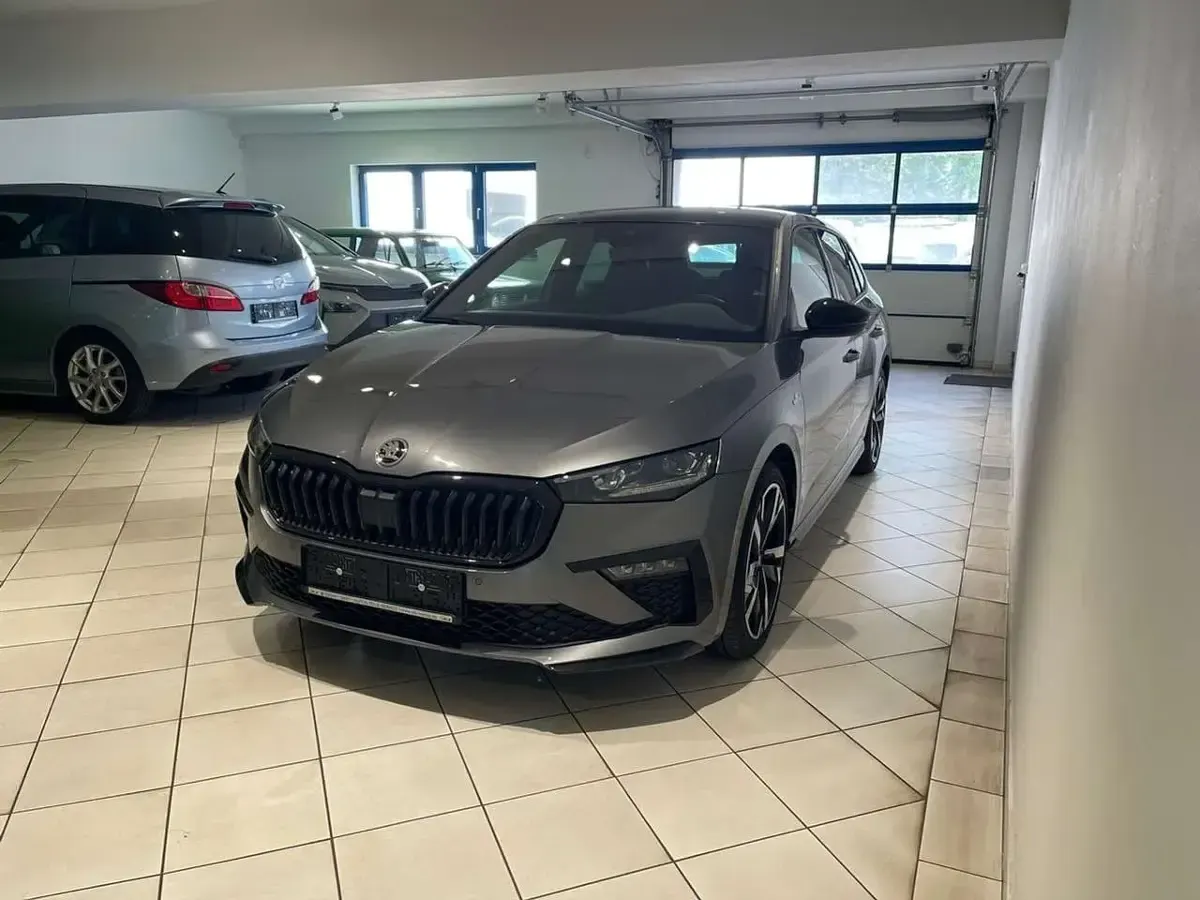 Gebraucht Skoda Scala Monte Carlo 116 PS (85 kW) 2025 Grau Kleinwagen