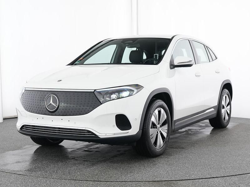 Gebraucht Mercedes EQA250+ Advanced 139 kW (190 PS) 2025 Weiß SUV