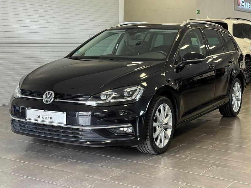 Schwarz Gebraucht 2019 VW Golf VII Highline Kombi | 20.890 € (Fairer Preis) - Bild 1/4