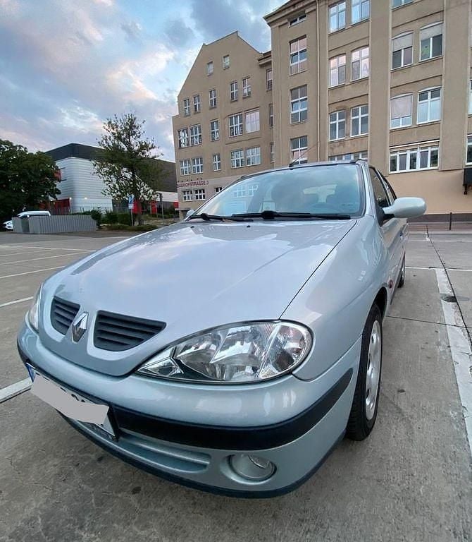 Gebraucht Renault Mégane II 107 PS (78 kW) 2002 Grau Limousine