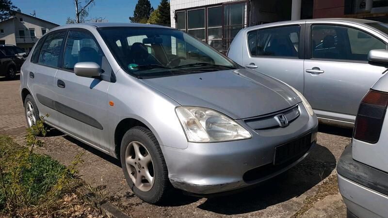 Silber Gebraucht 2001 Honda Civic Limousine | 450 € (Superpreis) - Bild 1/4