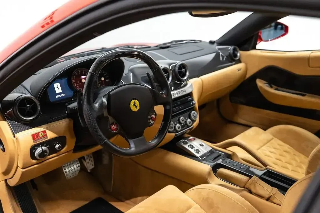 Gebraucht Ferrari 599 620 PS (456 kW) 2007 Rot Coupé