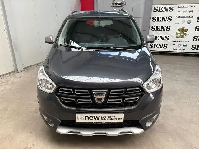 Gebraucht Dacia Lodgy Stepway 116 PS (85 kW) 2022 Grau Van / Kleinbus