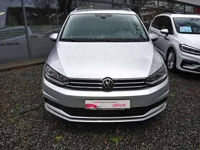 Gebraucht VW Touran Active 150 PS (110 kW) 2022 Van / Kleinbus