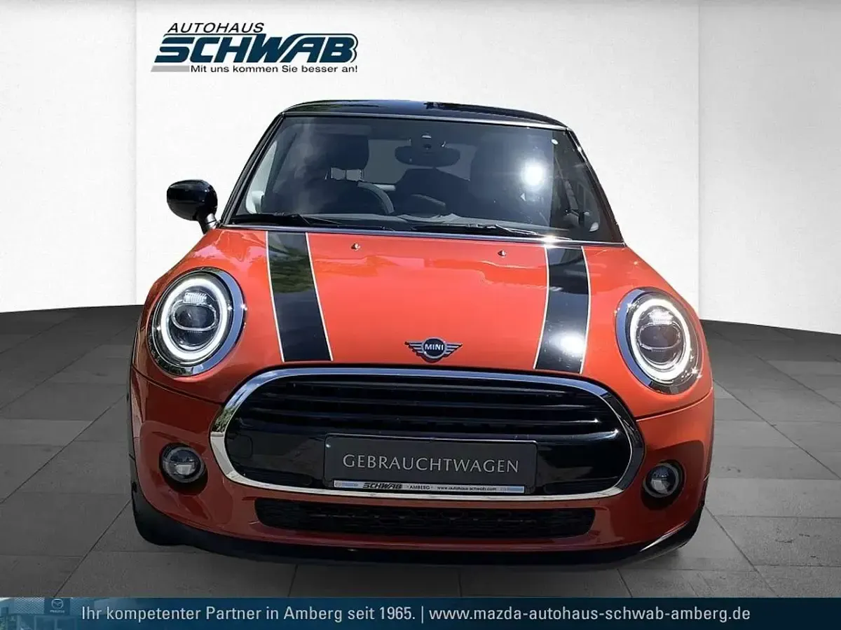 Gebraucht Mini Cooper Coupé Pepper 136 PS (100 kW) 2021 Solaris orange metallic Coupé