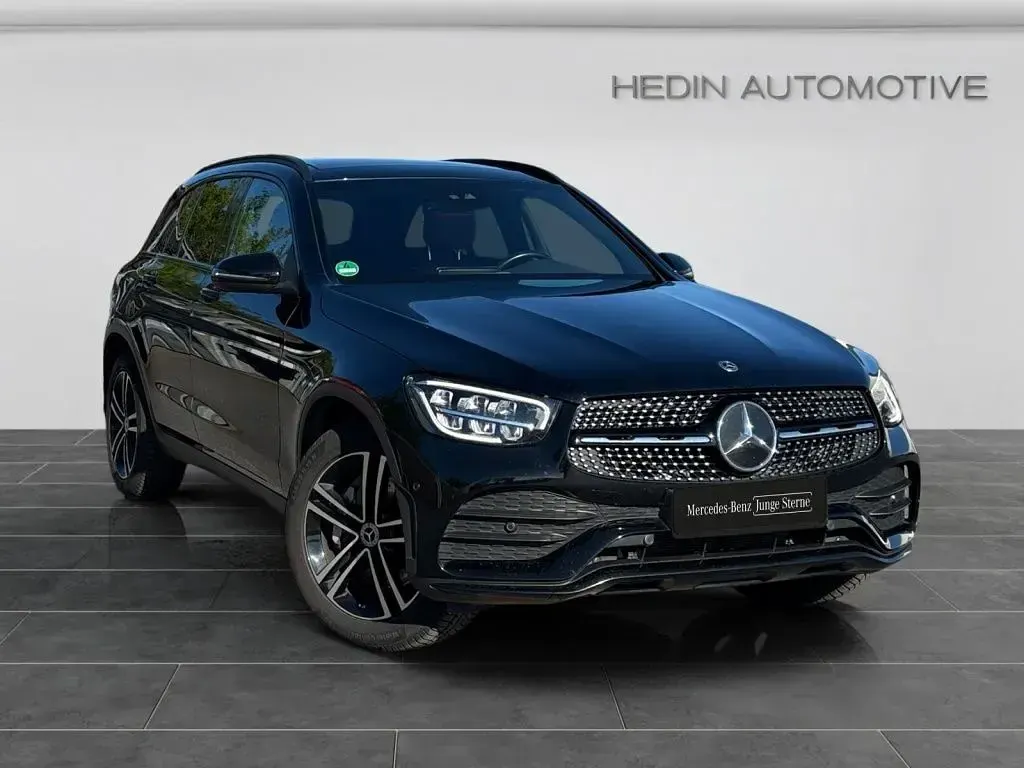 Gebraucht Mercedes GLC200 AMG 197 PS (144 kW) 2021 Schwarz SUV