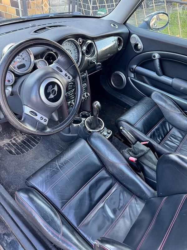 Second-hand Mini Cooper 116 CP (85 kW) 2003 Negru Hatchback