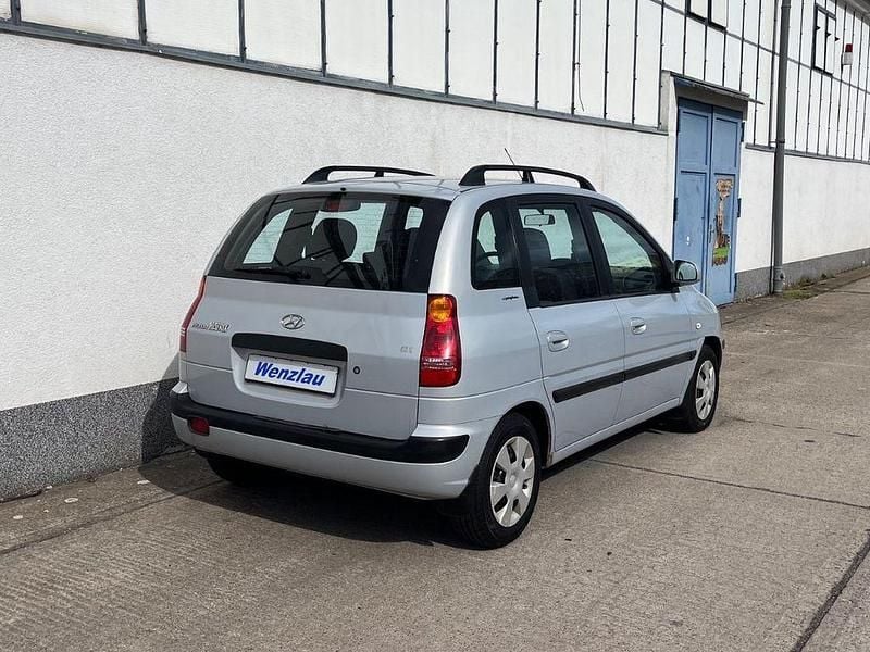Gebraucht Hyundai Matrix GLS 103 PS (75 kW) 2003 Silber Van / Kleinbus