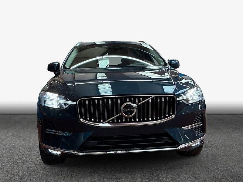 Gebraucht Volvo XC60 Plus 197 PS (144 kW) 2023 Blau SUV