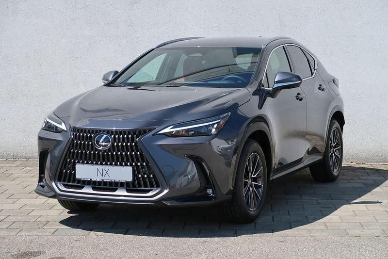Grau metallic Gebraucht 2024 Lexus NX350h Executive Line SUV | 54.880 € (Fairer Preis) - Bild 1/4