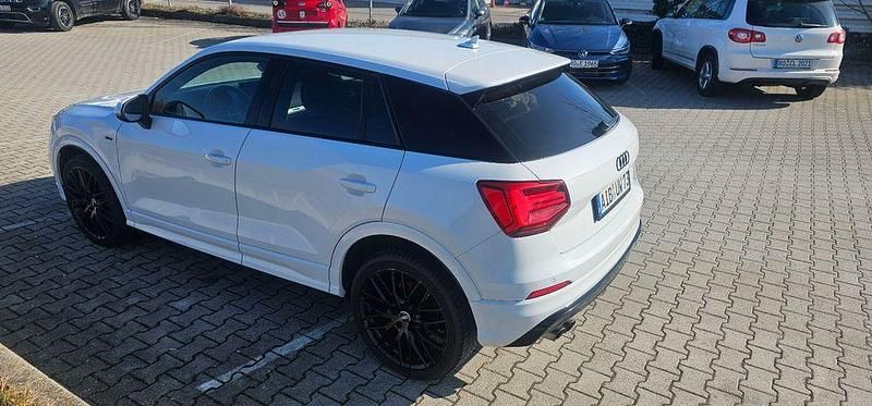 Gebraucht Audi Q2 S-Line 150 PS (110 kW) 2018 Weiß SUV
