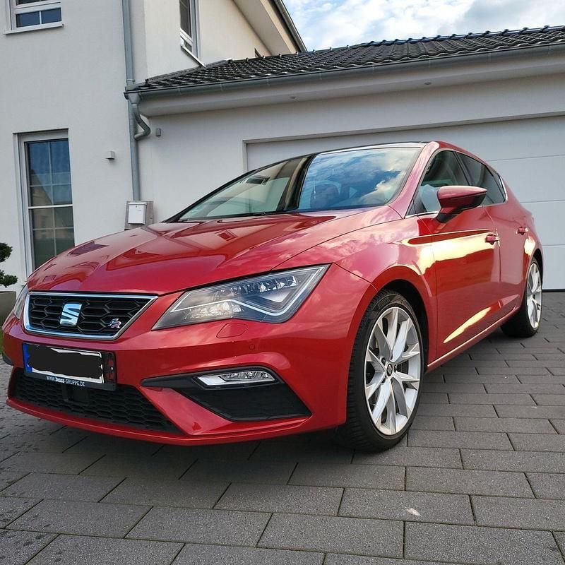 Gebraucht Seat Leon FR 150 PS (110 kW) 2017 Rot Limousine