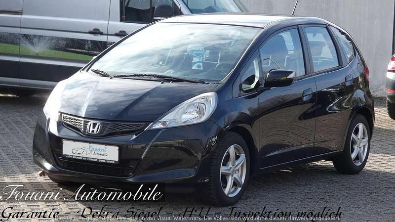 Gebraucht Honda Jazz Trend 99 PS (72 kW) 2012 Crystal black p. Kleinwagen