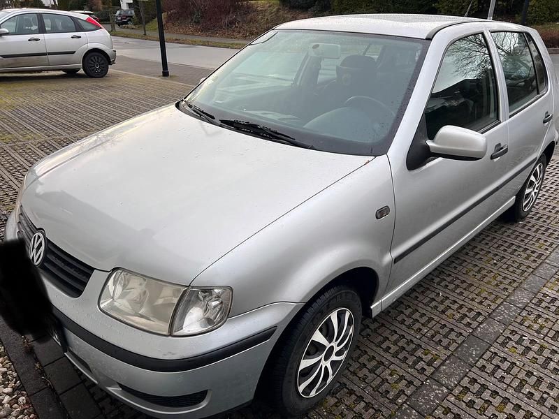Gebraucht VW Polo 75 PS (55 kW) 2001 Silber Limousine
