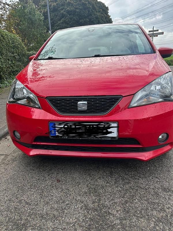 Rot Gebraucht 2012 Seat Mii Kleinwagen | 3.550 € (Guter Preis) - Bild 1/4