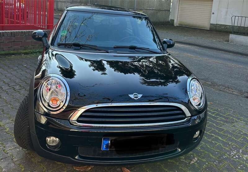 Schwarz Gebraucht 2010 Mini ONE Kleinwagen | 6.100 € (Etwas zu teuer) - Bild 1/4