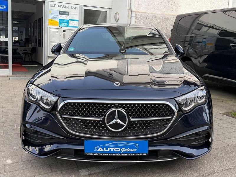 Gebraucht Mercedes E300 Advanced 197 PS (144 kW) 2024 Blau Limousine