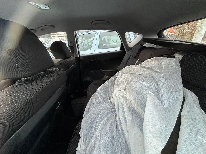 Gebraucht Hyundai i30 Edition 109 PS (80 kW) 2010 Grau Limousine