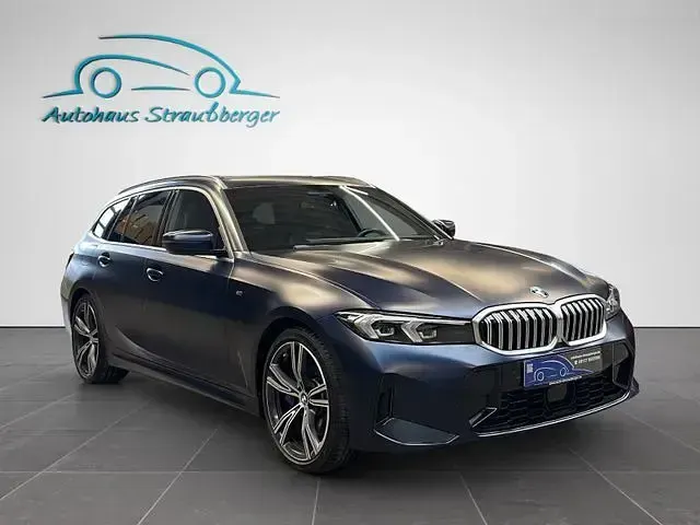 Gebraucht BMW 320 M Sport 190 PS (139 kW) 2024 Blaukeine angabe Kombi