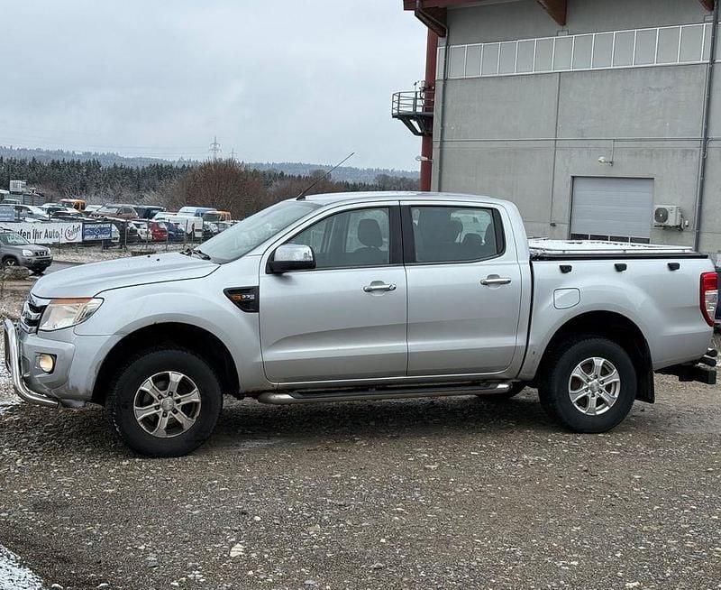 Gebraucht Ford Ranger XLT 150 PS (110 kW) 2014 Silber Abholung