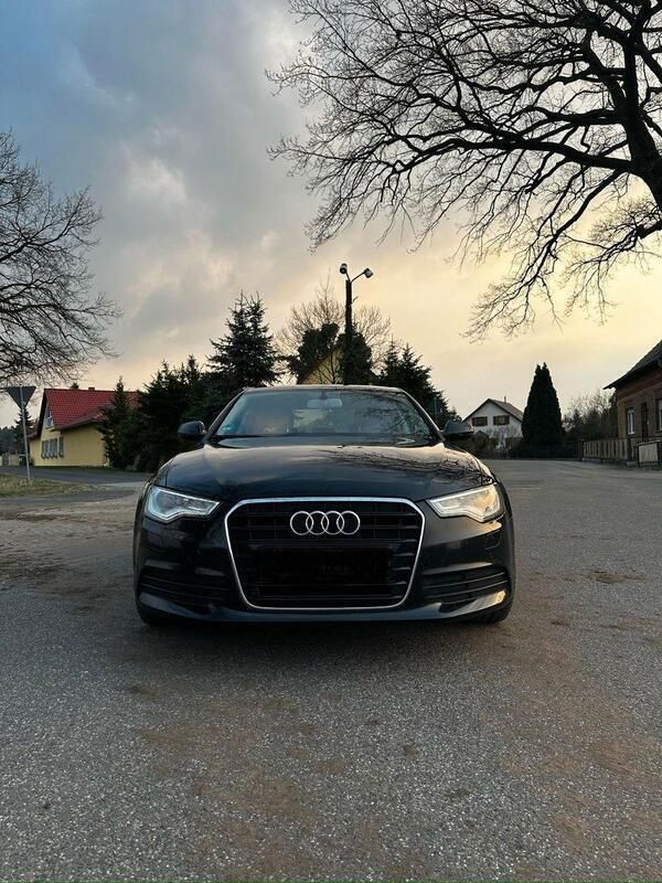 Schwarz Gebraucht 2011 Audi A6 Ambiente Limousine | 8.750 € (Guter Preis) - Bild 1/4