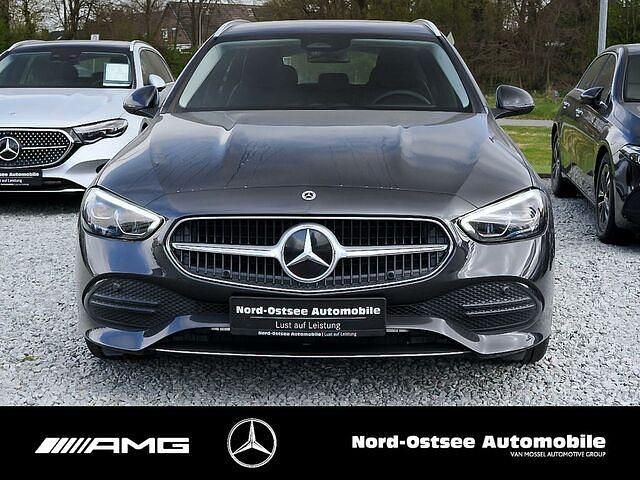 Gebraucht Mercedes C180 Avantgarde 170 PS (125 kW) 2024 Andere farbe Kombi