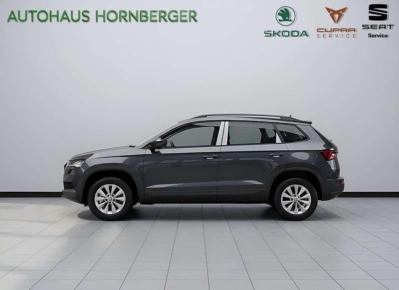 Neu Skoda Karoq Selection 150 PS (110 kW) 2025 Schwarzmagic perleffekt SUV