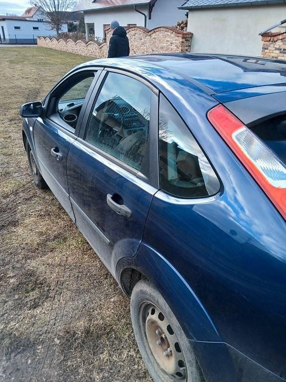 Gebraucht Ford Focus 125 PS (91 kW) 2006 Blau Limousine
